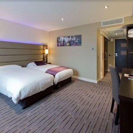 Premier Inn Leeds Headingley Extérieur photo