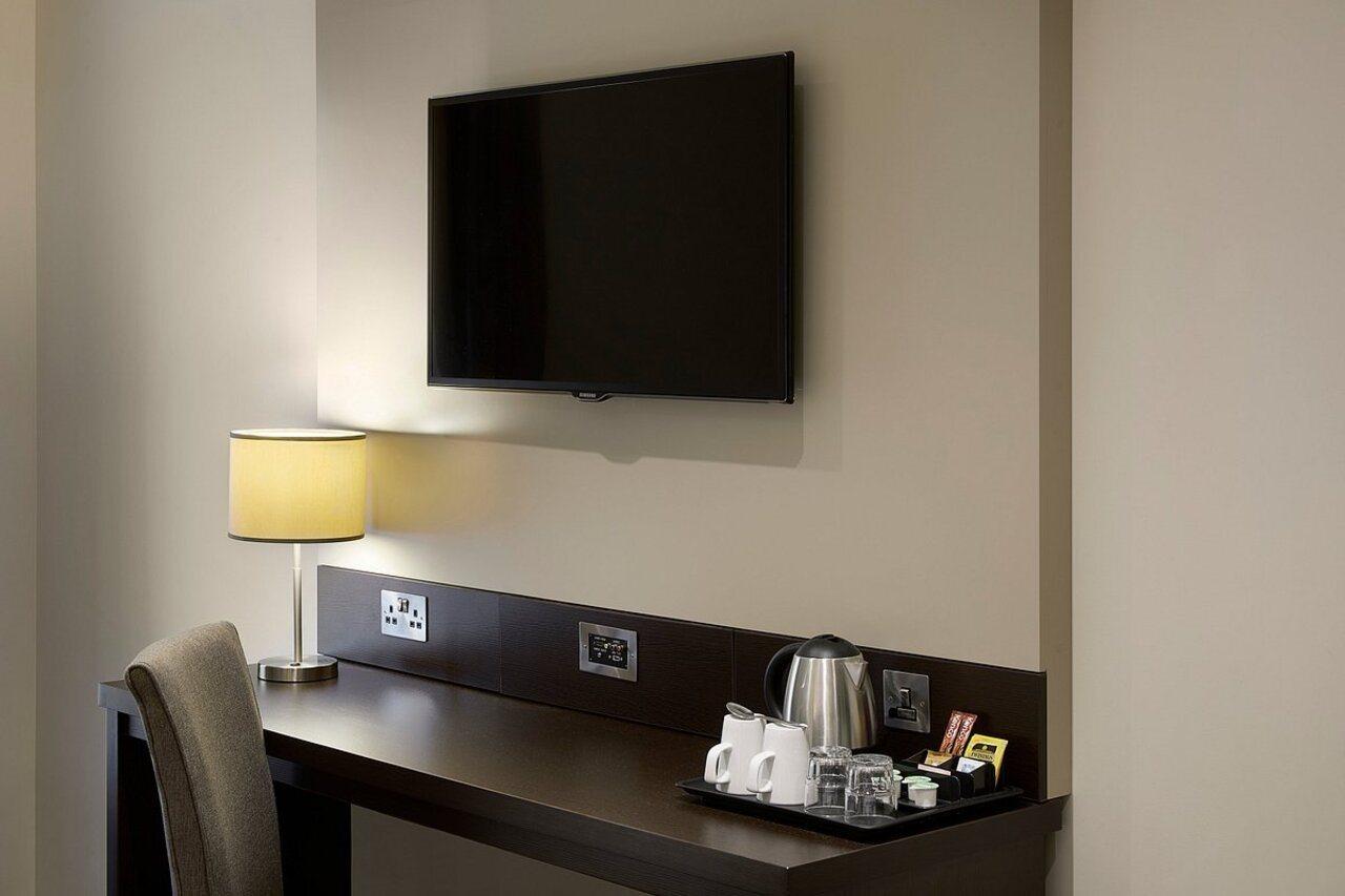 Premier Inn Leeds Headingley Extérieur photo