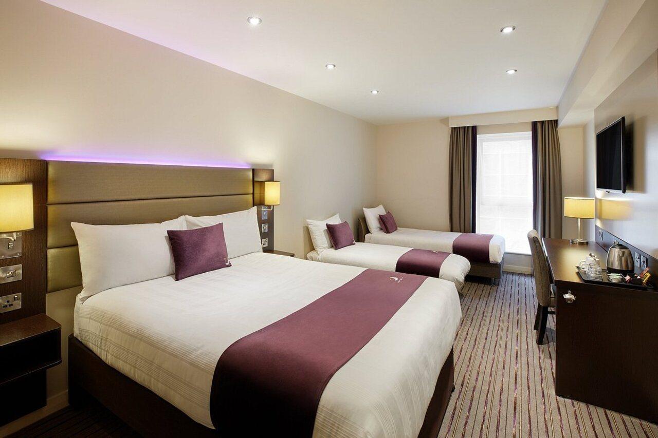 Premier Inn Leeds Headingley Extérieur photo